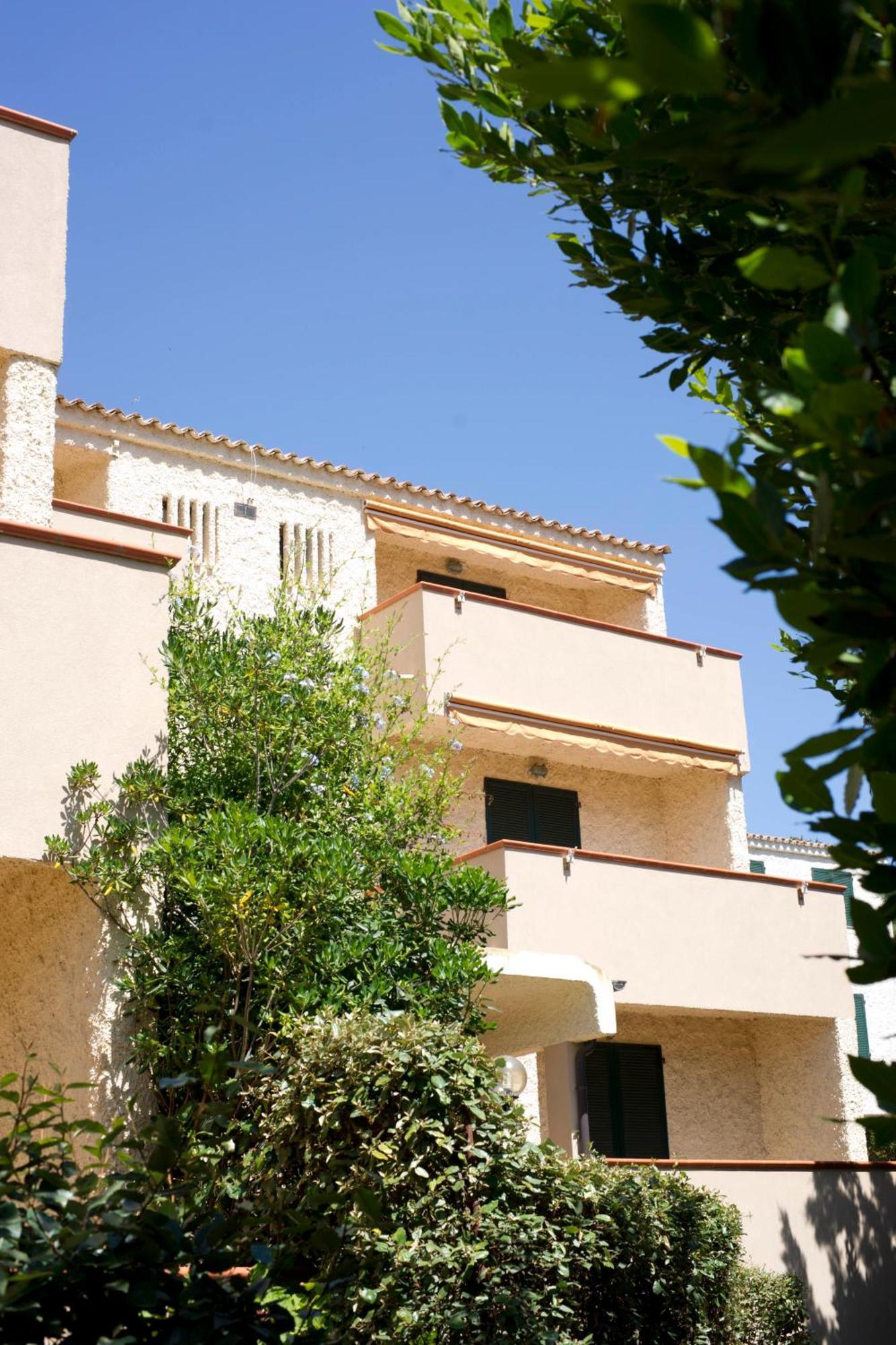 Blu Baita La Maddalena  Exterior photo